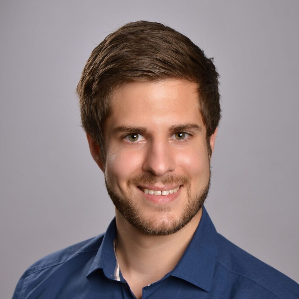 Mitarbeiterfoto Jonas Plewinski